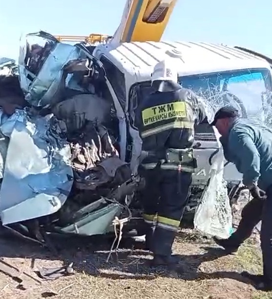 Подростки погибли в аварии на трассе ЗКО